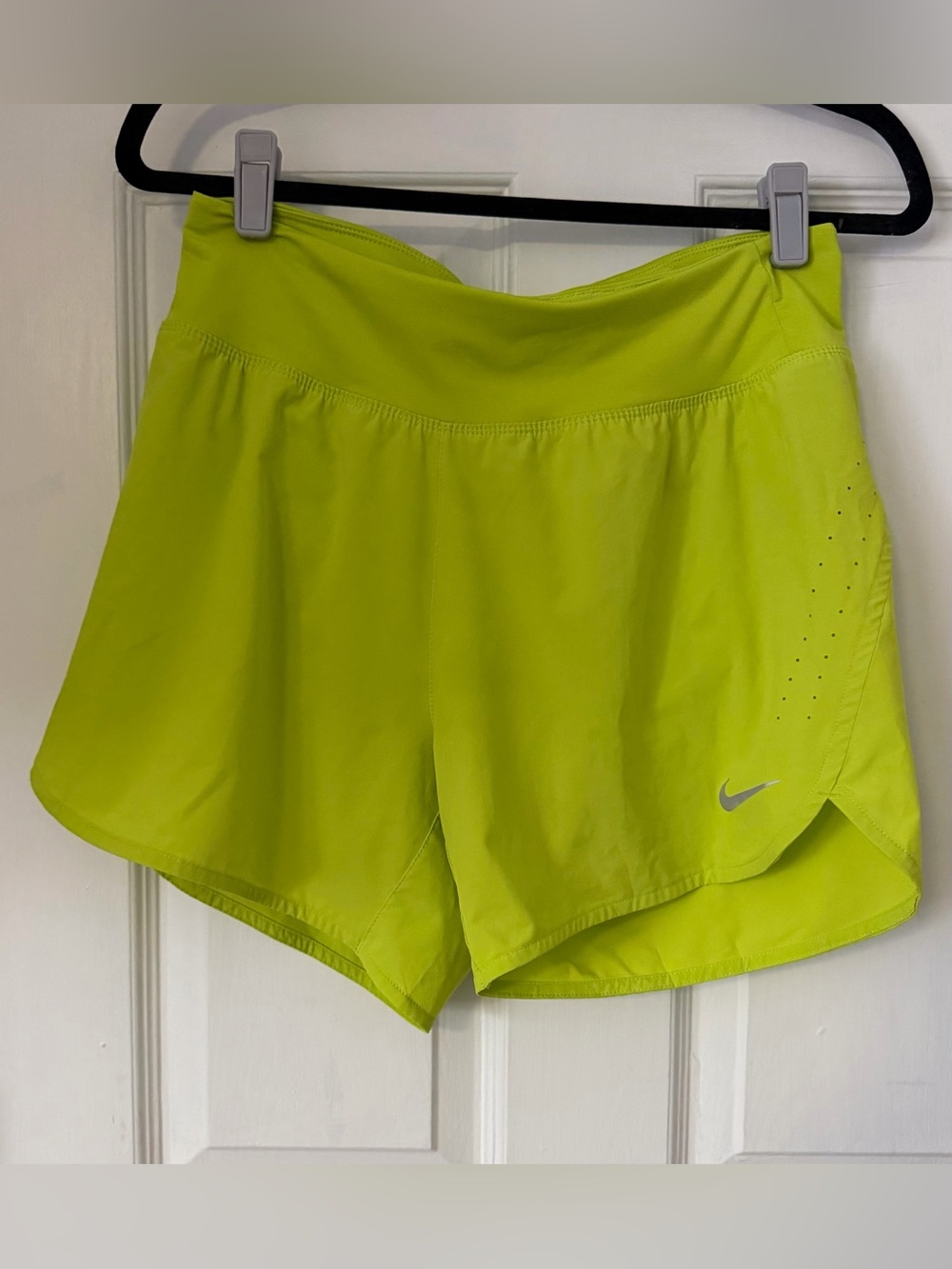 Nike Dri-FIT Running Shorts Women’s Medium Volt Neon Yellow Green Athletic